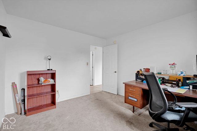 7807 Fox Glen Drive, Indianapolis, IN 46239