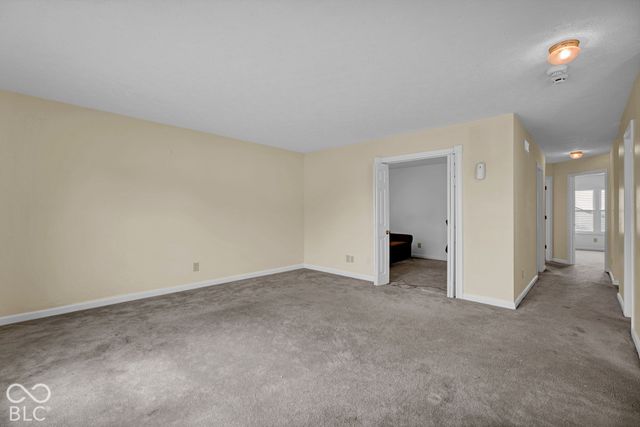 7807 Fox Glen Drive, Indianapolis, IN 46239