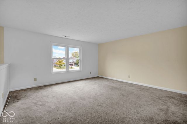 7807 Fox Glen Drive, Indianapolis, IN 46239