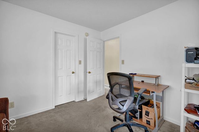 7807 Fox Glen Drive, Indianapolis, IN 46239