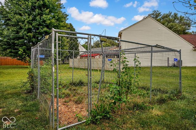 7807 Fox Glen Drive, Indianapolis, IN 46239