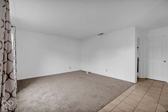 7807 Fox Glen Drive, Indianapolis, IN 46239