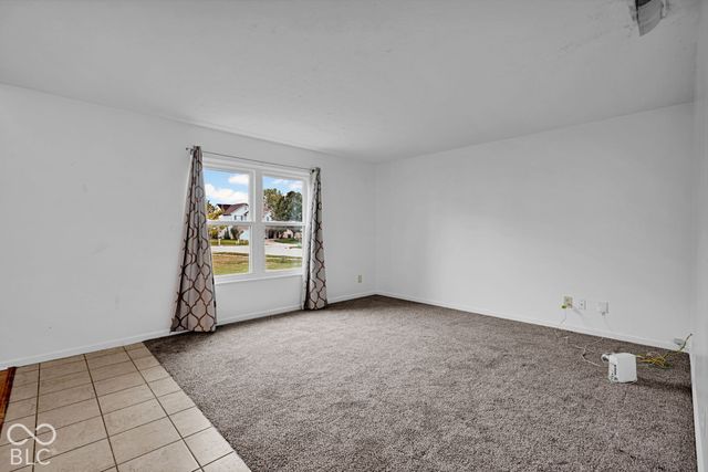7807 Fox Glen Drive, Indianapolis, IN 46239