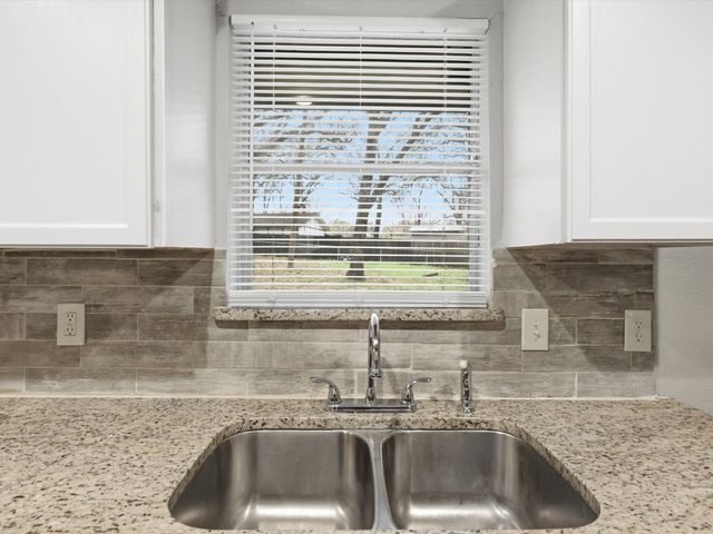 2429 Avis Street, Mesquite, TX 75149