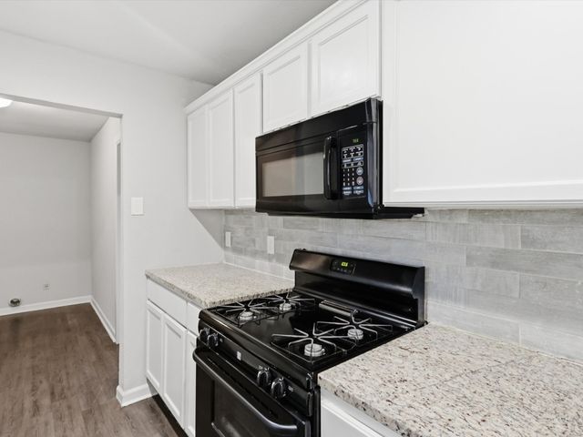 2429 Avis Street, Mesquite, TX 75149