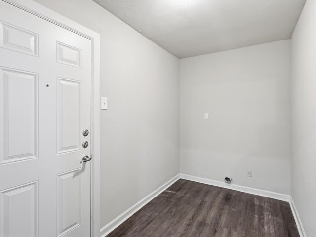 2429 Avis Street, Mesquite, TX 75149