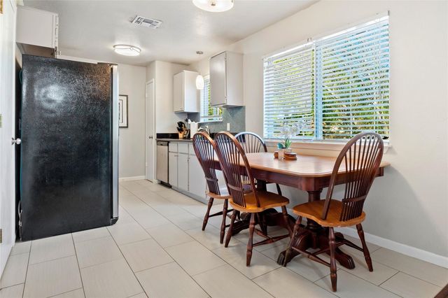 7203 Barnsdale WAY, Austin, TX 78745