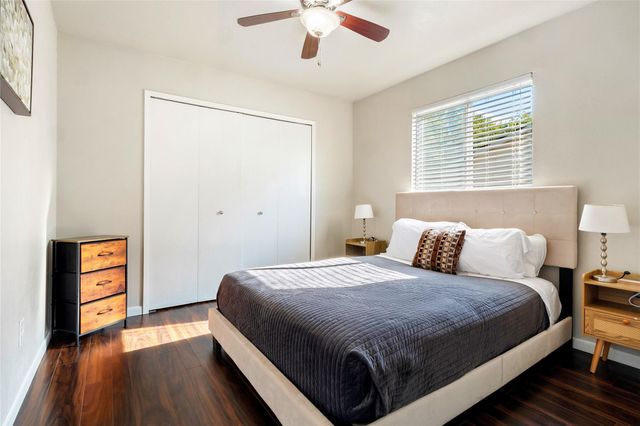 7203 Barnsdale WAY, Austin, TX 78745