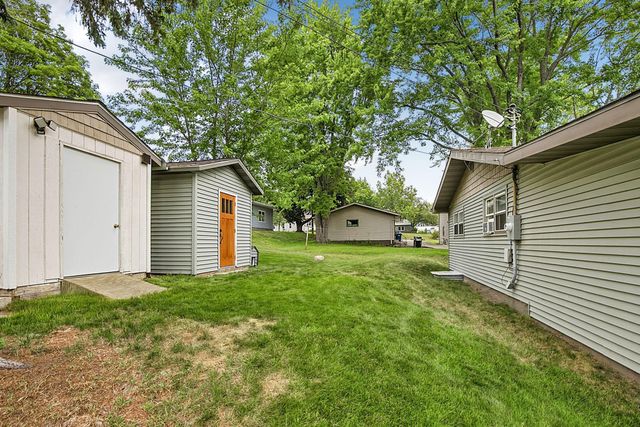 415 4th Street N, Sauk Rapids, MN 56379