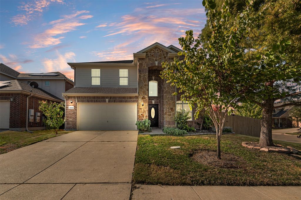 2033 Brackettville, Forney, TX 75126