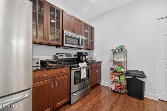 3B Winchester Place, Halfmoon, NY 12118