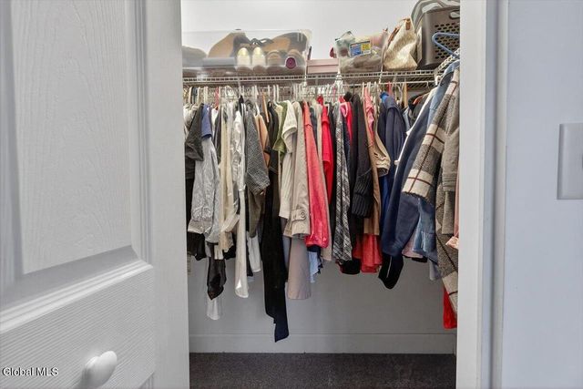 3B Winchester Place, Halfmoon, NY 12118