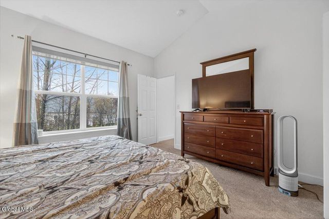 3B Winchester Place, Halfmoon, NY 12118