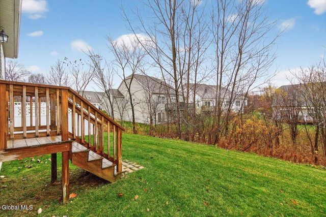 3B Winchester Place, Halfmoon, NY 12118