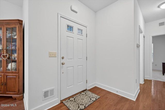 3B Winchester Place, Halfmoon, NY 12118