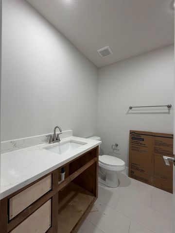 2608 W Pigeon Drive, Ozark, MO 65721