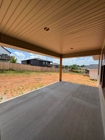 2608 W Pigeon Drive, Ozark, MO 65721