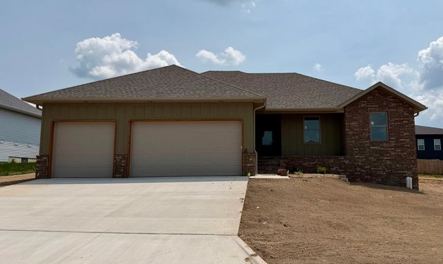 2608 W Pigeon Drive, Ozark, MO 65721
