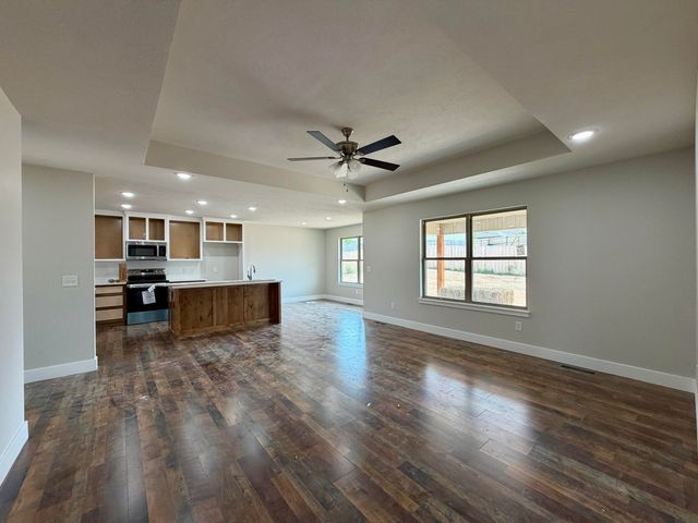 2608 W Pigeon Drive, Ozark, MO 65721