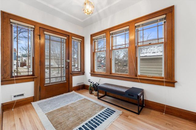 2507 N 70th STREET, Wauwatosa, WI 53213