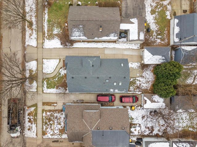 2507 N 70th STREET, Wauwatosa, WI 53213