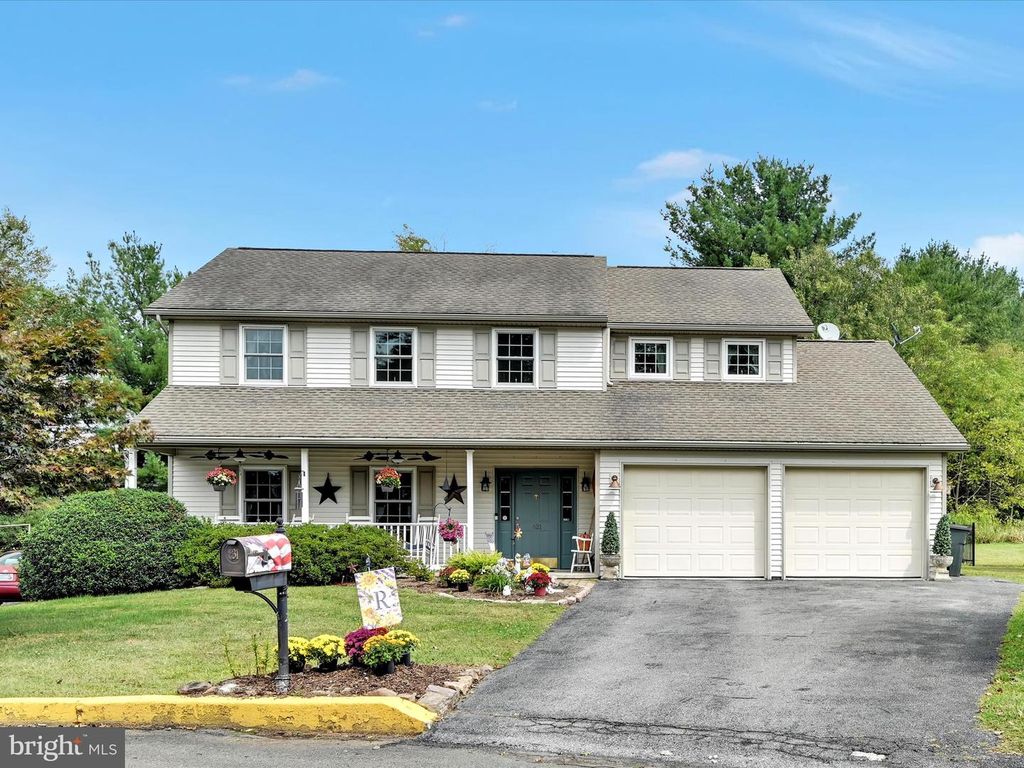 631 LEE ST, Orwigsburg, PA 17961