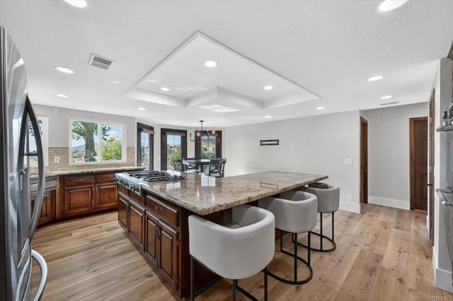 40225 Lucero Drive, Temecula, CA 92592