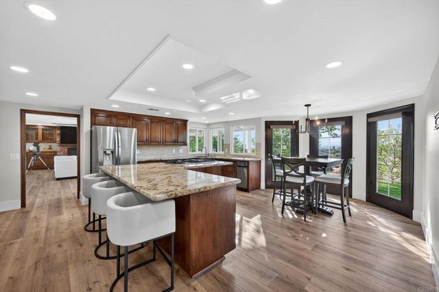 40225 Lucero Drive, Temecula, CA 92592