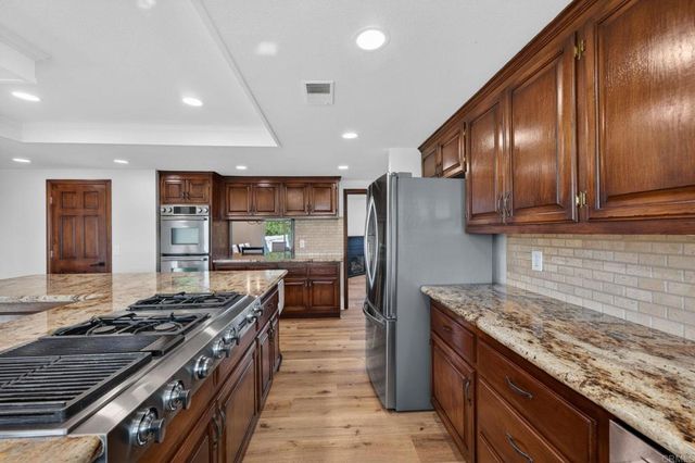 40225 Lucero Drive, Temecula, CA 92592