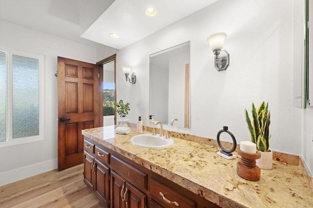 40225 Lucero Drive, Temecula, CA 92592