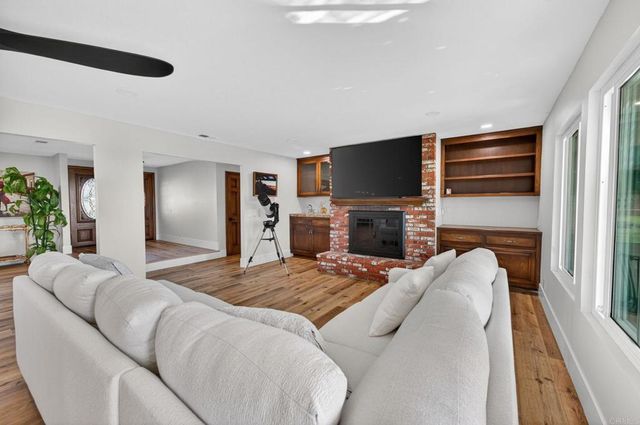 40225 Lucero Drive, Temecula, CA 92592