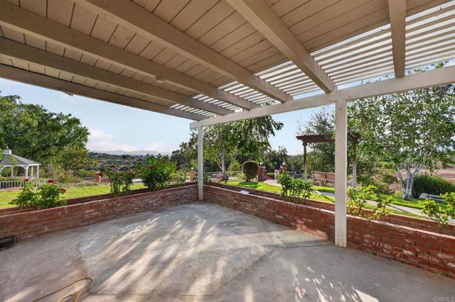 40225 Lucero Drive, Temecula, CA 92592