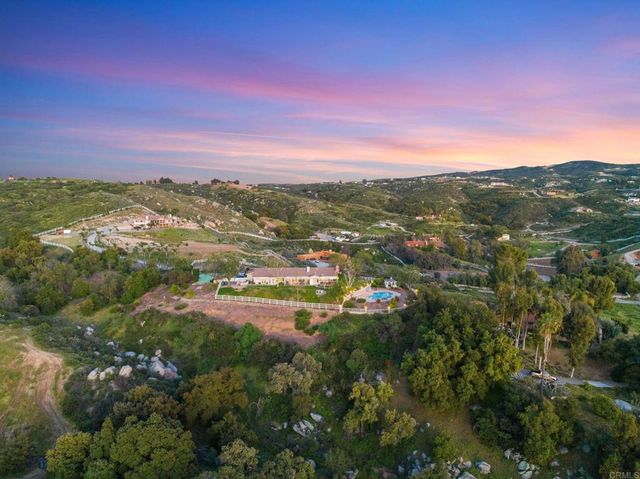 40225 Lucero Drive, Temecula, CA 92592