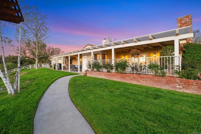 40225 Lucero Drive, Temecula, CA 92592
