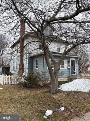 215 CHIPPEWA ST, Essington, PA 19029