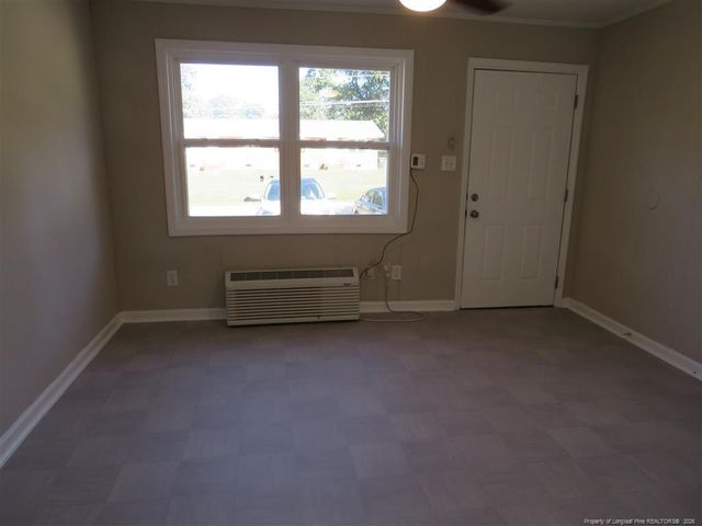 4943 Fieldcrest Drive B, Fayetteville, NC 28303