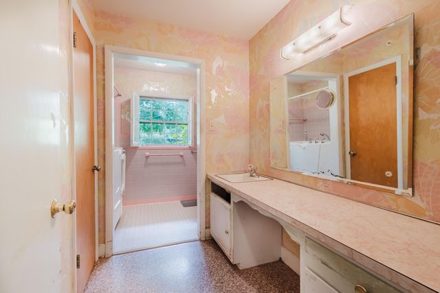 3025 Breckenwood Drive, Lexington, KY 40502