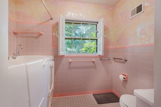 3025 Breckenwood Drive, Lexington, KY 40502