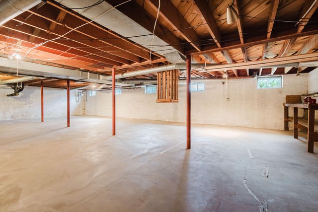 3025 Breckenwood Drive, Lexington, KY 40502