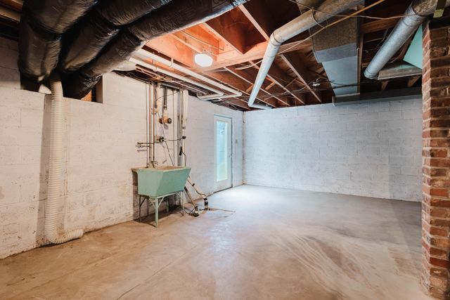 3025 Breckenwood Drive, Lexington, KY 40502