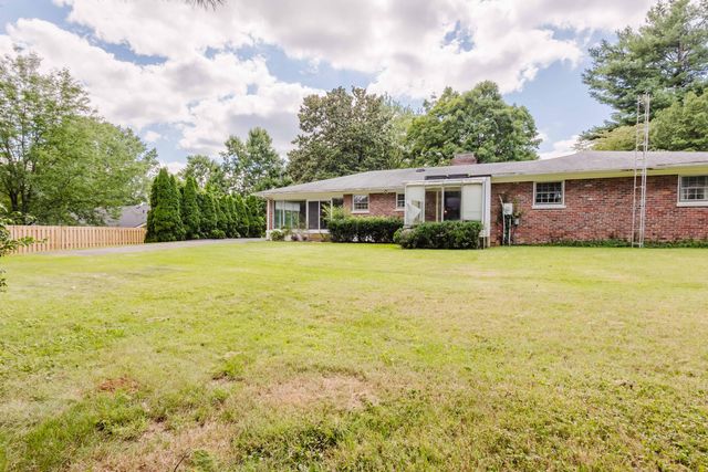 3025 Breckenwood Drive, Lexington, KY 40502