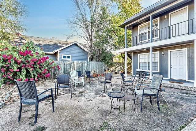 4007 Avenue C 104, Austin, TX 78751