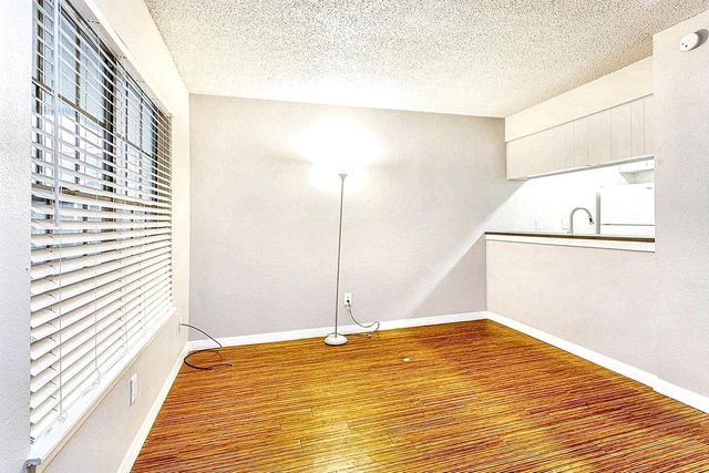 4007 Avenue C 104, Austin, TX 78751