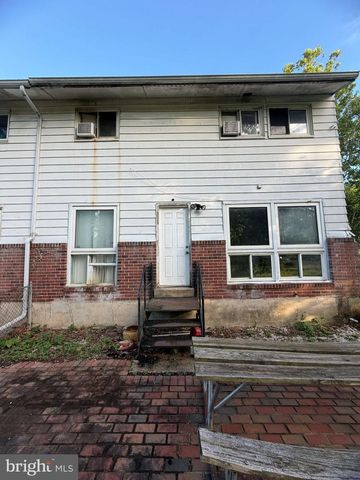 6208 SEAT PLEASANT DR, Capitol Heights, MD 20743