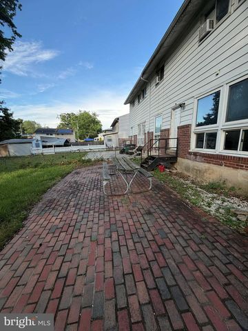 6208 SEAT PLEASANT DR, Capitol Heights, MD 20743