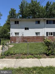 6208 SEAT PLEASANT DR, Capitol Heights, MD 20743