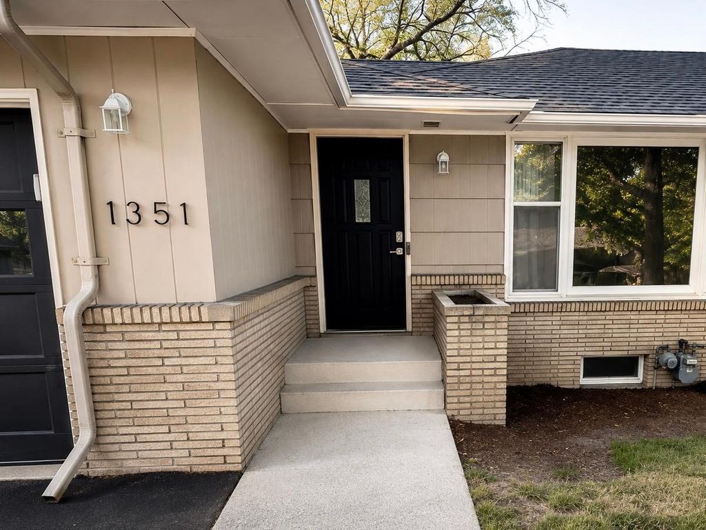 1351 Hillcrest Drive NE, Fridley, MN 55432 — photo 3