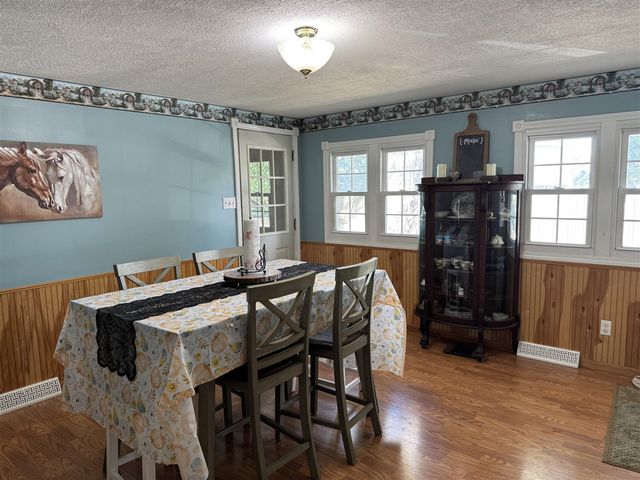 2561 Lake Shore Drive, Niles, MI 49120