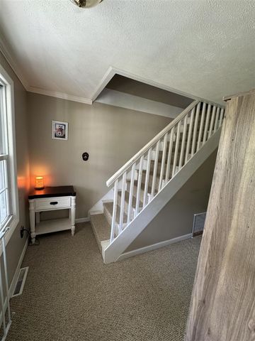 2561 Lake Shore Drive, Niles, MI 49120