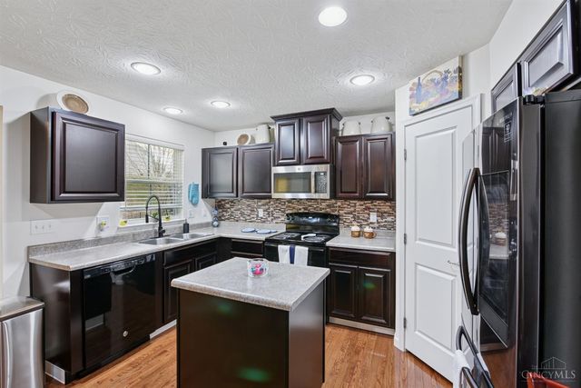 7970 Valley Crossing Drive, Colerain Twp, OH 45247